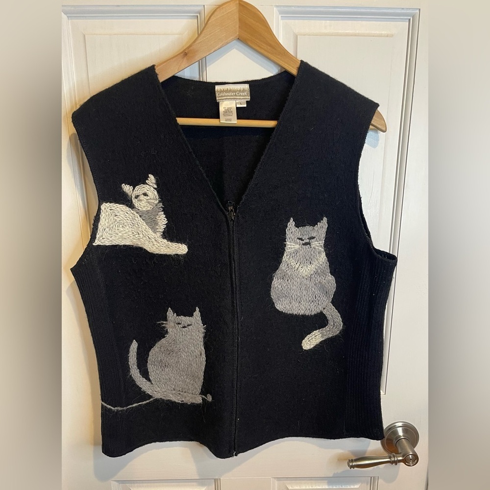 Coldwater Creek Black and Gray Cat Vest 100% Wool